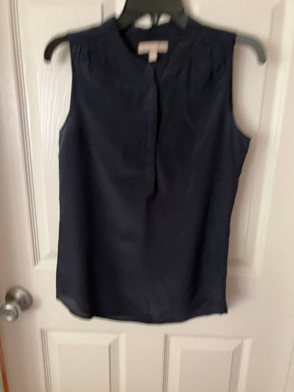BANANA REPUBLIC Ladies' Blouse/Top Sleeveless button Black Size 2